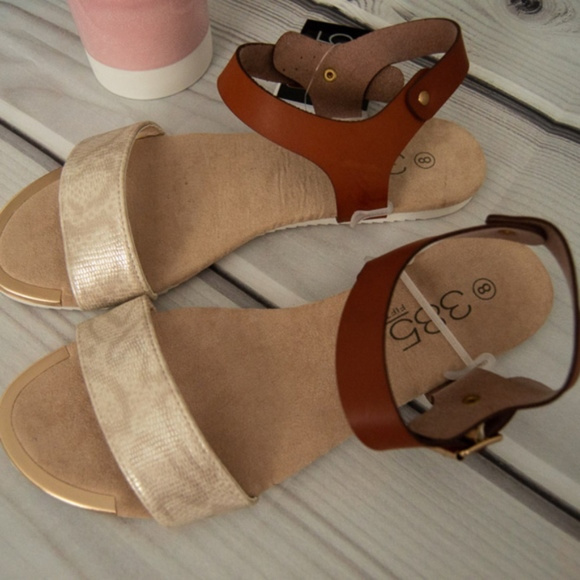 385 Fifth Cognac Sandals - Picture 3 of 7